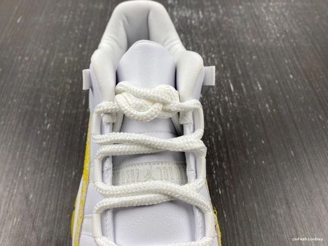 Yellow WMNS AH7860-107 Snakeskin Low 11 Air Jordan 0825
